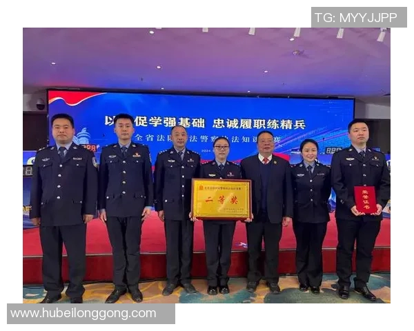 张宁的奋斗历程与人生哲学探讨：从平凡到卓越的心路历程与启示