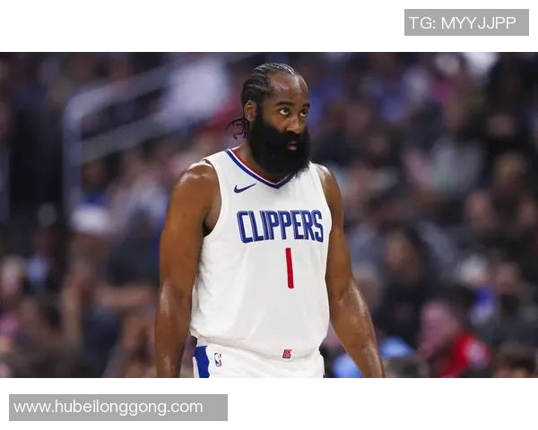 快船与鹈鹕精彩对决全场回放分析与精彩瞬间回顾